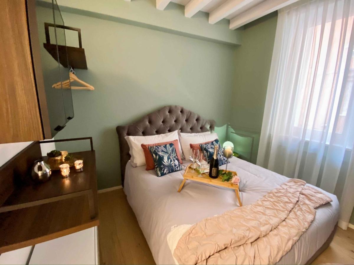 Volto Corte Farina Apartments - Luxury Lofts Verona Kültér fotó