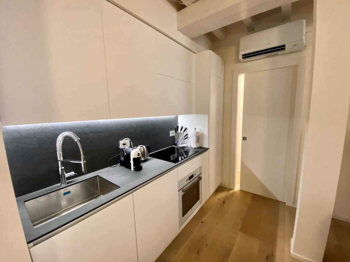 Volto Corte Farina Apartments - Luxury Lofts Verona Kültér fotó